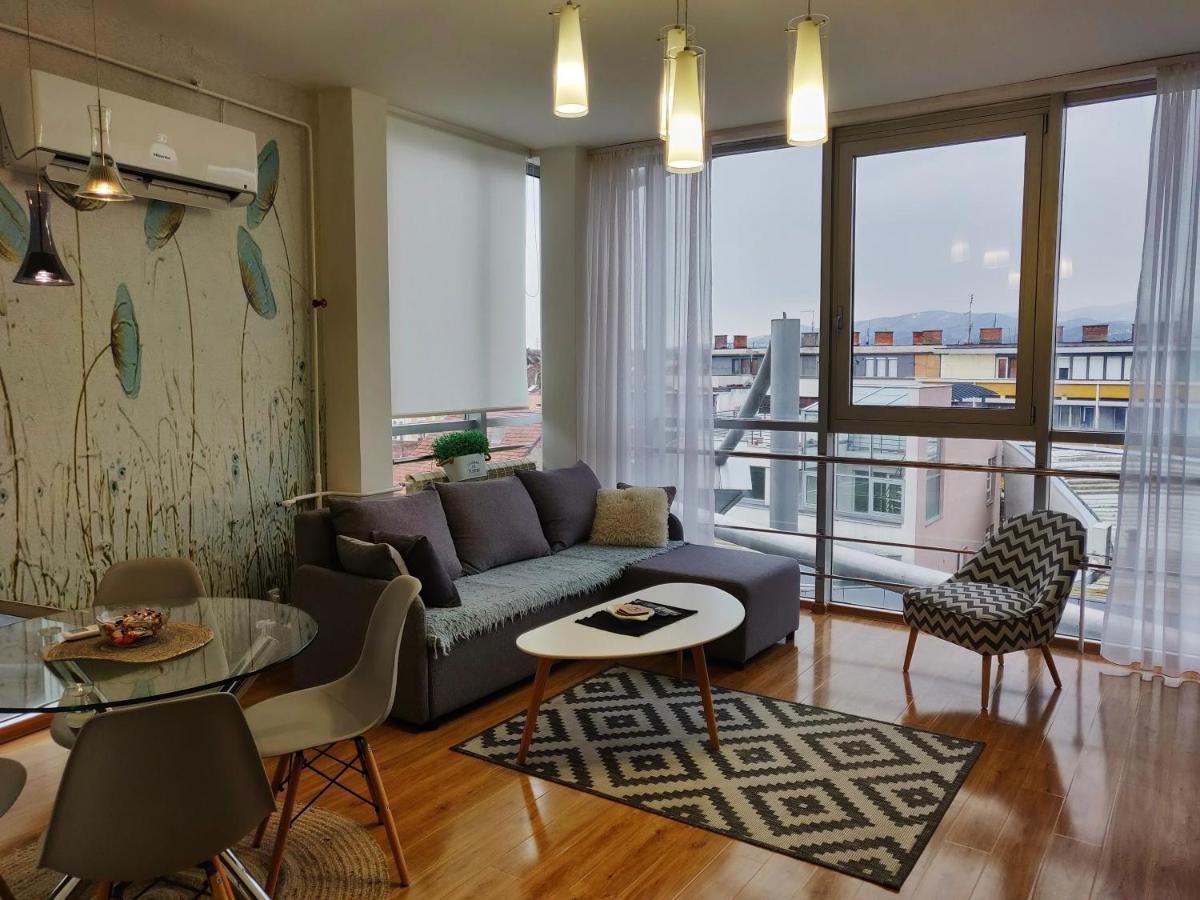 Apartman Lori M Kraljevo Bagian luar foto